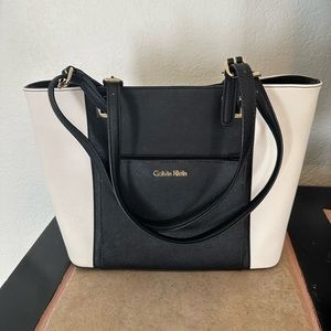 Calvin Klein Black/White Handbag